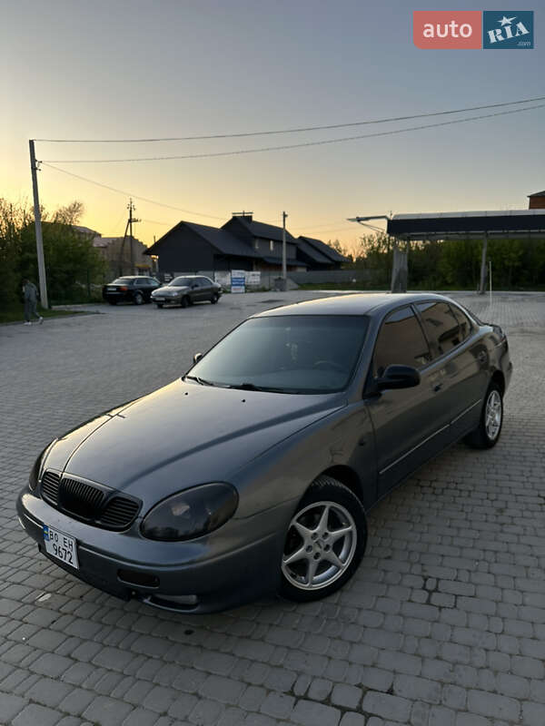 Daewoo Leganza 2001