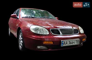 Седан Daewoo Leganza 2001 в Киеве