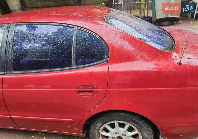 Седан Daewoo Leganza 2001 в Киеве
