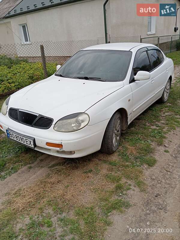 Daewoo Leganza 1998