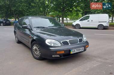 Седан Daewoo Leganza 2001 в Киеве