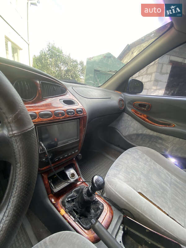 Седан Daewoo Leganza 1999 в Киеве