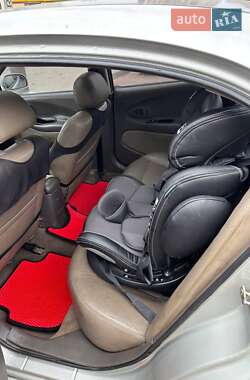 Седан Daewoo Leganza 2000 в 