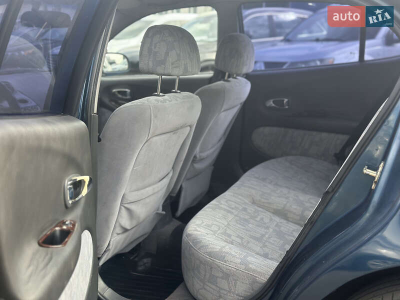 Седан Daewoo Leganza 1999 в Киеве