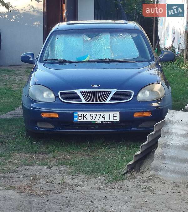 Седан Daewoo Leganza 1998 в Сарнах