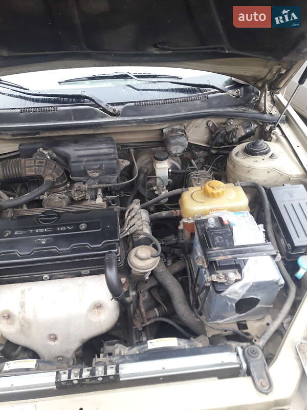 Седан Daewoo Leganza 2001 в Миколаєві