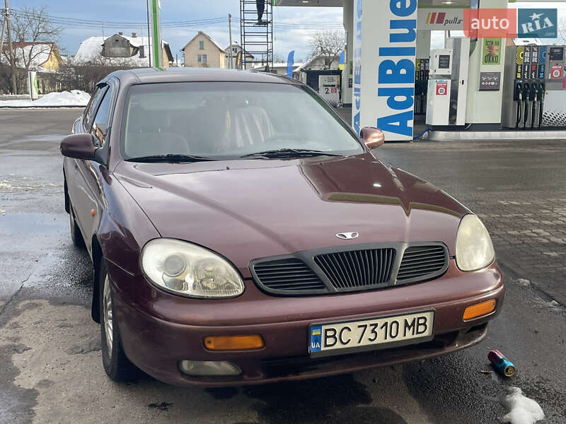 Седан Daewoo Leganza 1999 в Стрые