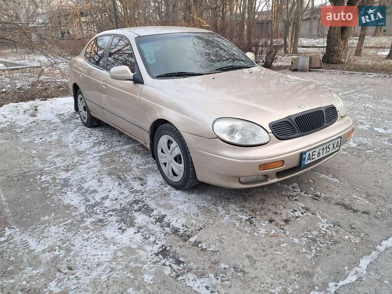 Седан Daewoo Leganza 2001 в Днепре