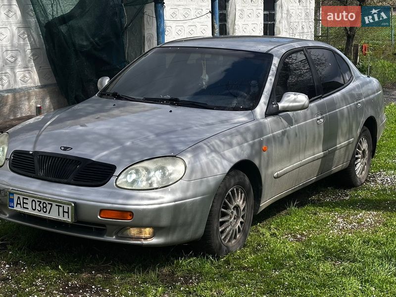Daewoo Leganza 1998