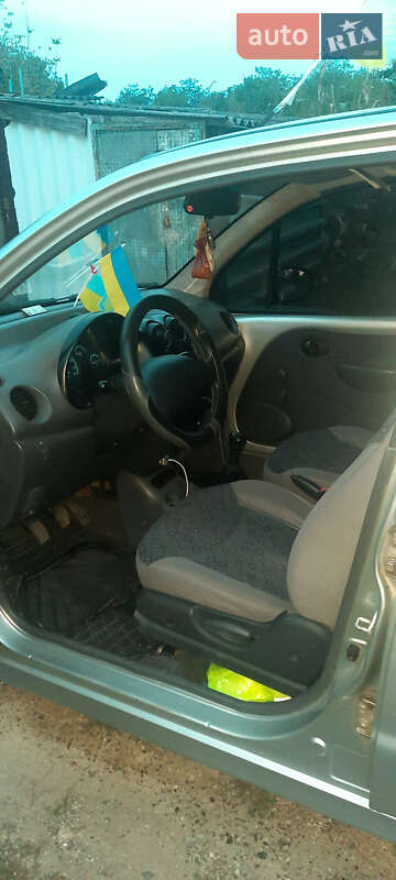 Хэтчбек Daewoo Matiz 2011 в Окнах