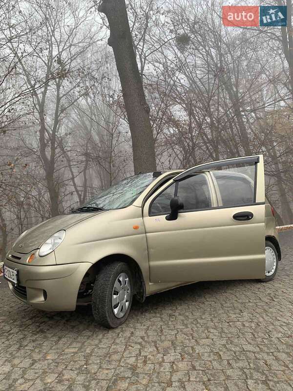 Хэтчбек Daewoo Matiz 2011 в Черновцах