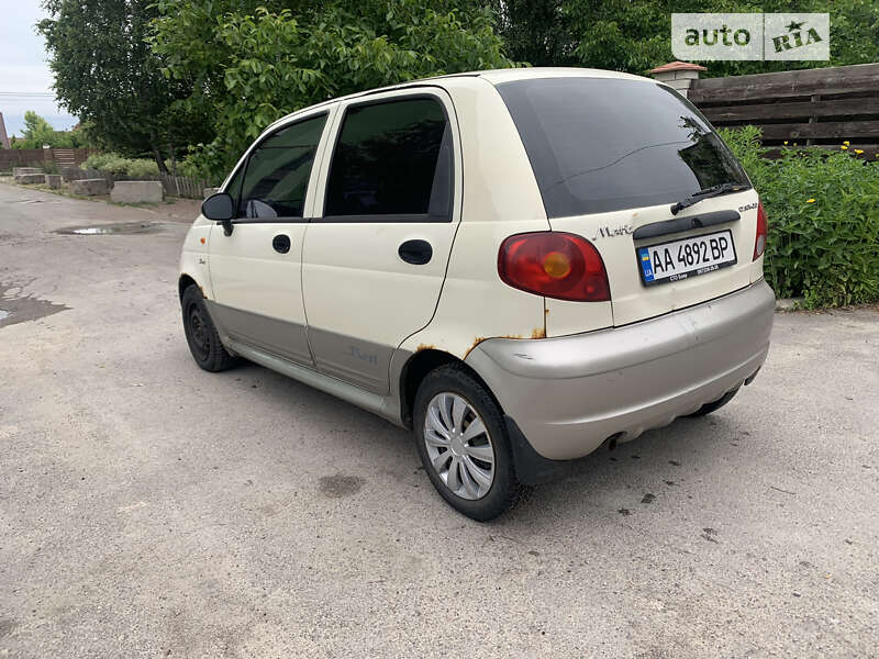 Хэтчбек Daewoo Matiz 2010 в Киеве