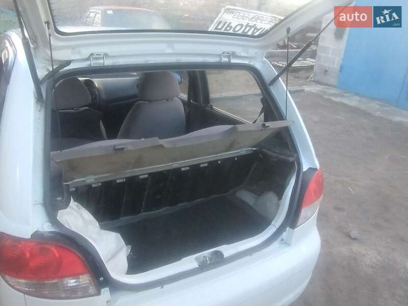 Хэтчбек Daewoo Matiz 2012 в Новгородке