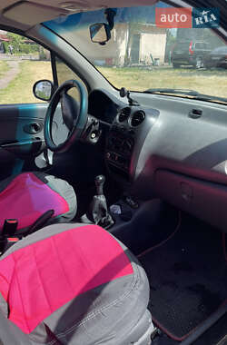 Хэтчбек Daewoo Matiz 2012 в 