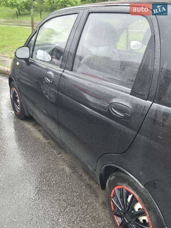 Хэтчбек Daewoo Matiz 2013 в Киеве