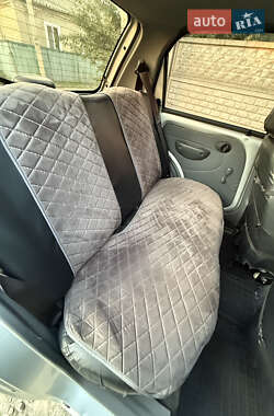 Хэтчбек Daewoo Matiz 2011 в 
