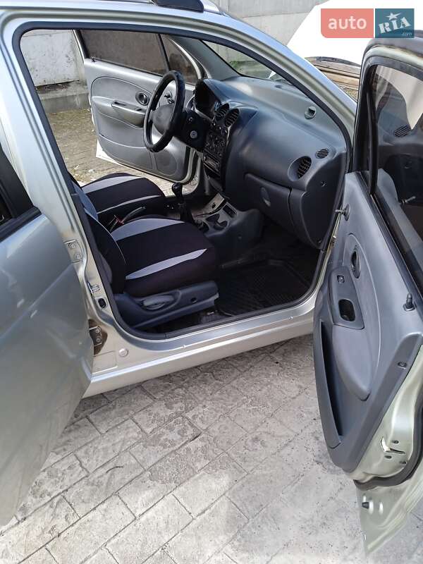 Хэтчбек Daewoo Matiz 2009 в Киеве