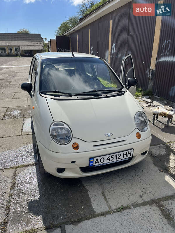 Хэтчбек Daewoo Matiz 2011 в 