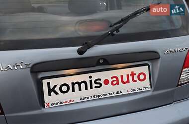 Хетчбек Daewoo Matiz 2012 в 