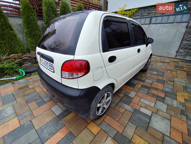 Хэтчбек Daewoo Matiz 2011 в Ужгороде
