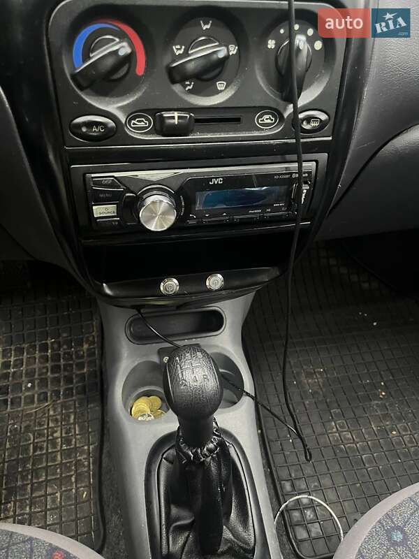 Хэтчбек Daewoo Matiz 2011 в Киеве