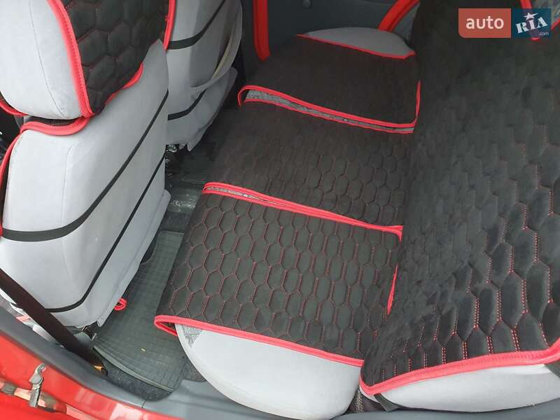 Хэтчбек Daewoo Matiz 2009 в Киеве