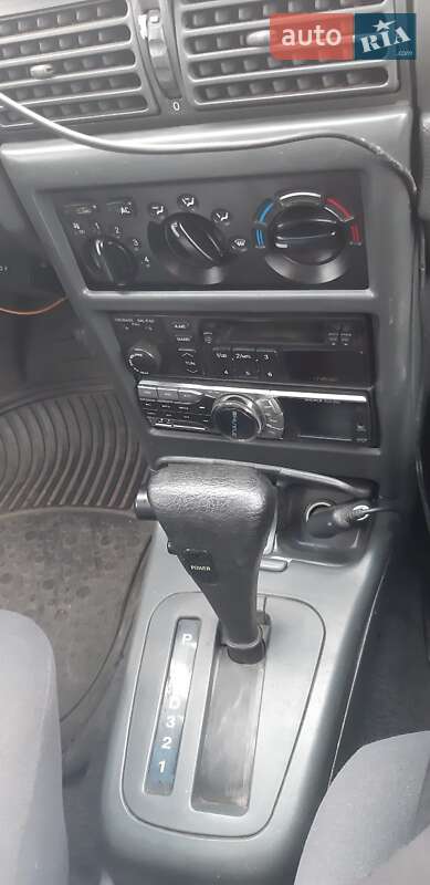 Седан Daewoo Nexia 1997 в Кривому Розі