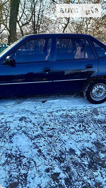 Седан Daewoo Nexia 2008 в Сумах