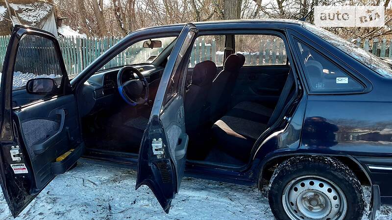 Седан Daewoo Nexia 2008 в Сумах