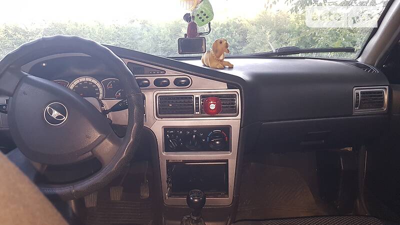 Седан Daewoo Nexia 2012 в Дніпрі