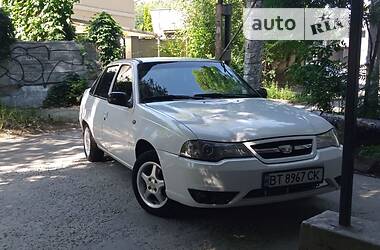 Седан Daewoo Nexia 2008 в Днепре