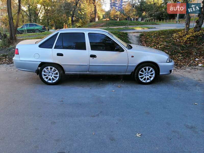 Седан Daewoo Nexia 2012 в Киеве фото 6 Седан Daewoo Nexia 2012 в Киеве