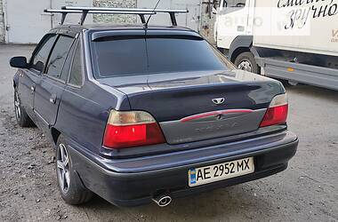 Седан Daewoo Nexia 2008 в Днепре