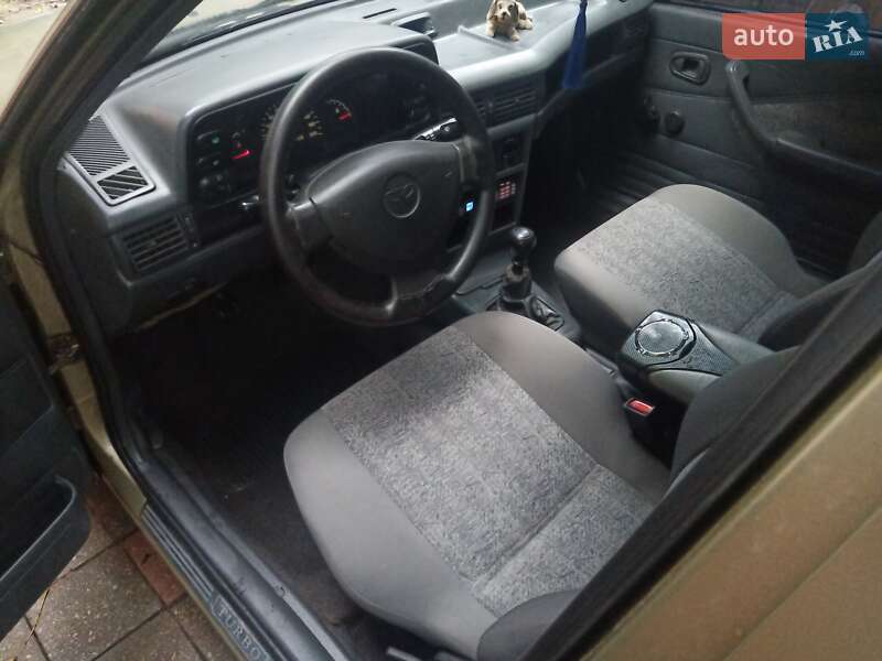 Седан Daewoo Nexia 2008 в Харькове