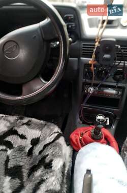 Седан Daewoo Nexia 2008 в 