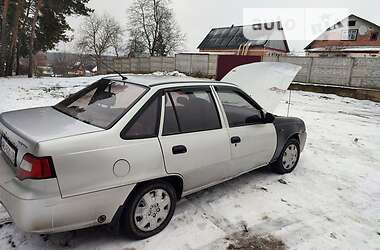 Седан Daewoo Nexia 2008 в 