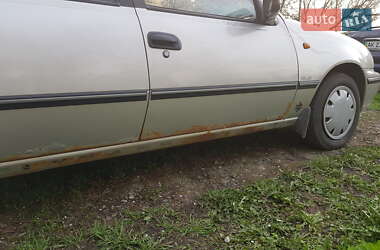 Седан Daewoo Nexia 2008 в 