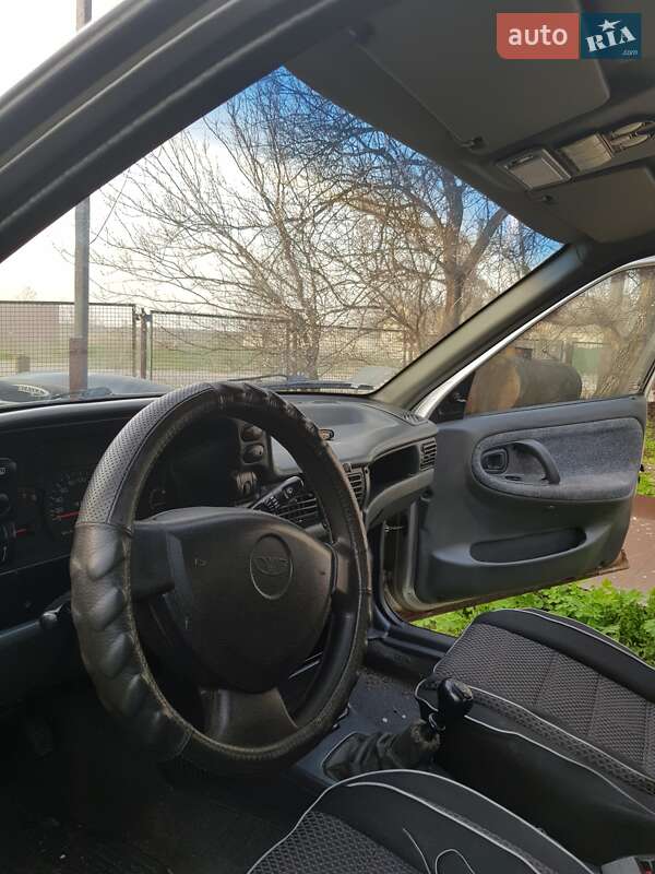 Седан Daewoo Nexia 2008 в Новомосковську