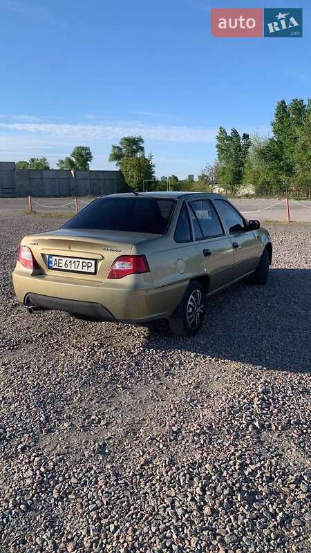 Седан Daewoo Nexia 2008 в Днепре