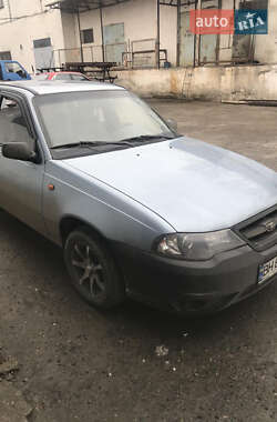 Седан Daewoo Nexia 2010 в 