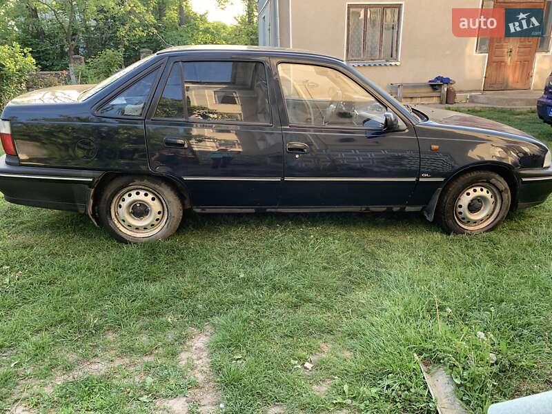 Седан Daewoo Nexia 2007 в Козове