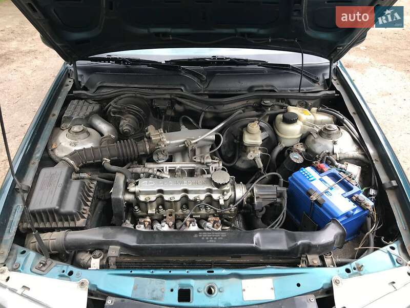 Седан Daewoo Nexia 1997 в Яготині