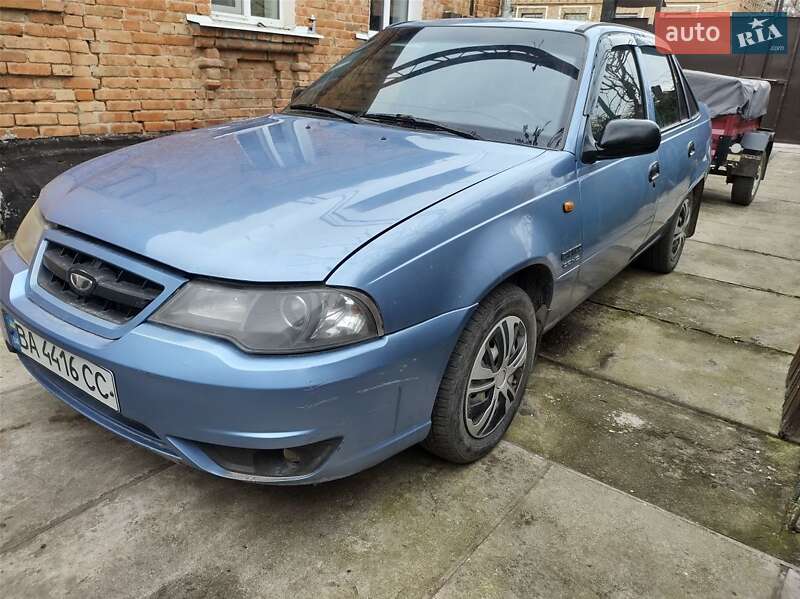 Седан Daewoo Nexia 2008 в Кропивницком