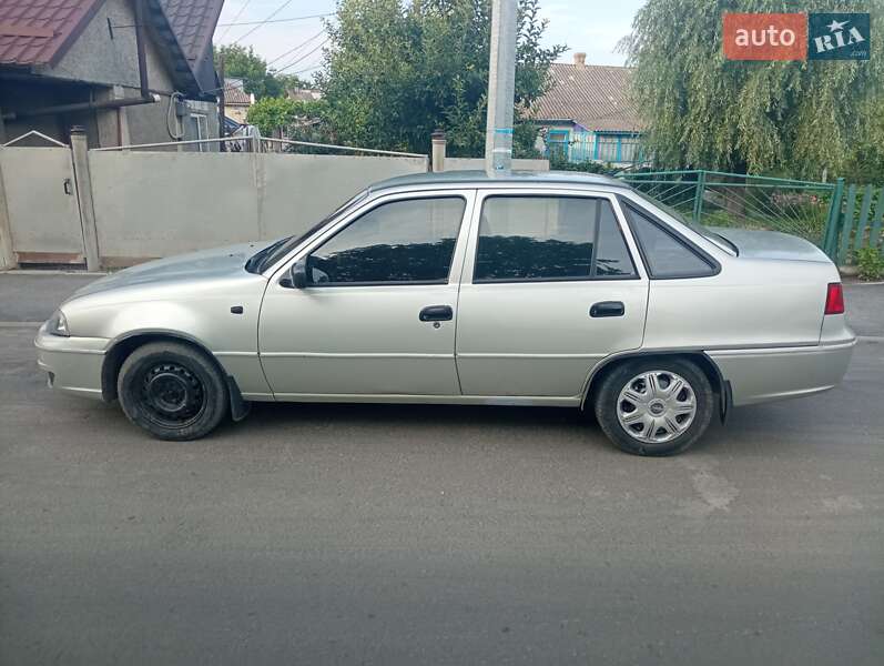Седан Daewoo Nexia 2008 в Крижополі