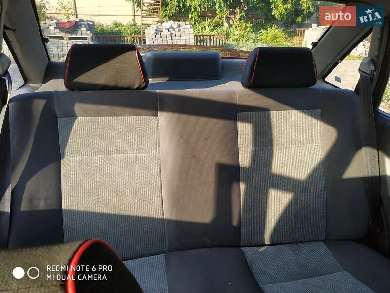 Седан Daewoo Nexia 2012 в Березане