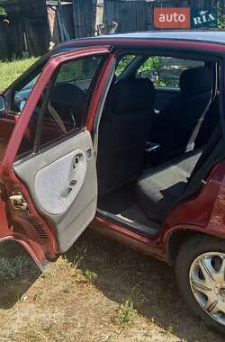 Седан Daewoo Nexia 1995 в 