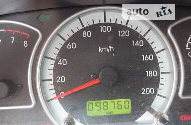 Седан Daewoo Nexia 2011 в 