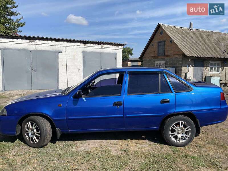 Седан Daewoo Nexia 2010 в Борисполі