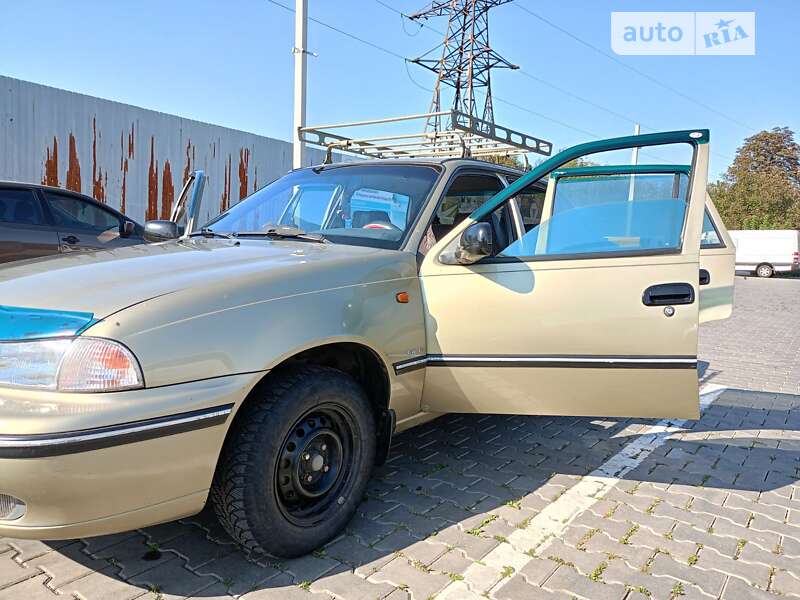 Седан Daewoo Nexia 2006 в Черновцах