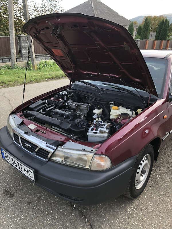 Седан Daewoo Nexia 2008 в Виноградове